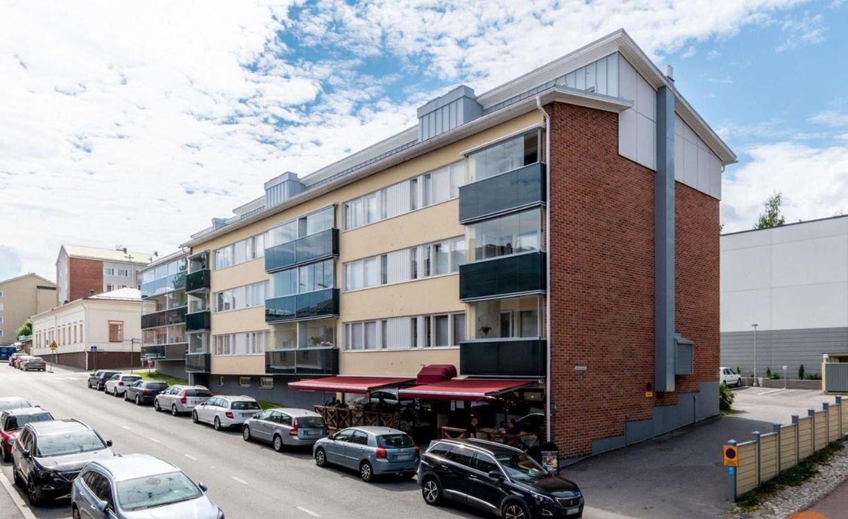 City Apartment Snellmaninkatu 22 A, Yksityinen Pistokkeellinen Paikoitus Sisaeltyy Hintaan 쿠오피오 외부 사진