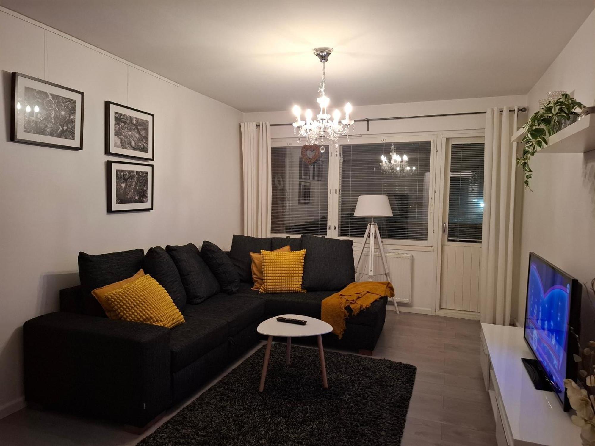 City Apartment Snellmaninkatu 22 A, Yksityinen Pistokkeellinen Paikoitus Sisaeltyy Hintaan 쿠오피오 외부 사진